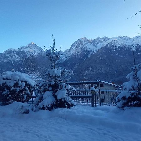 Casa Vacanza Pineta Malonno Exteriör bild