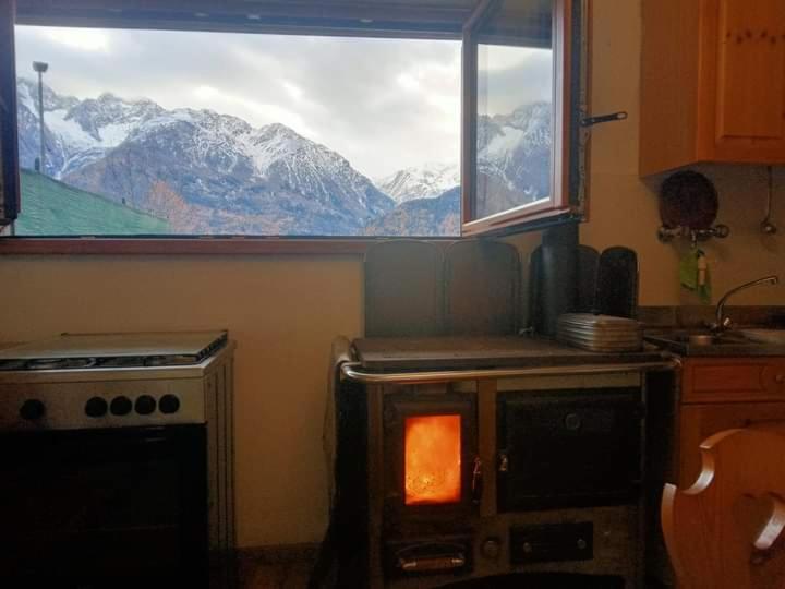 Casa Vacanza Pineta Malonno Exteriör bild