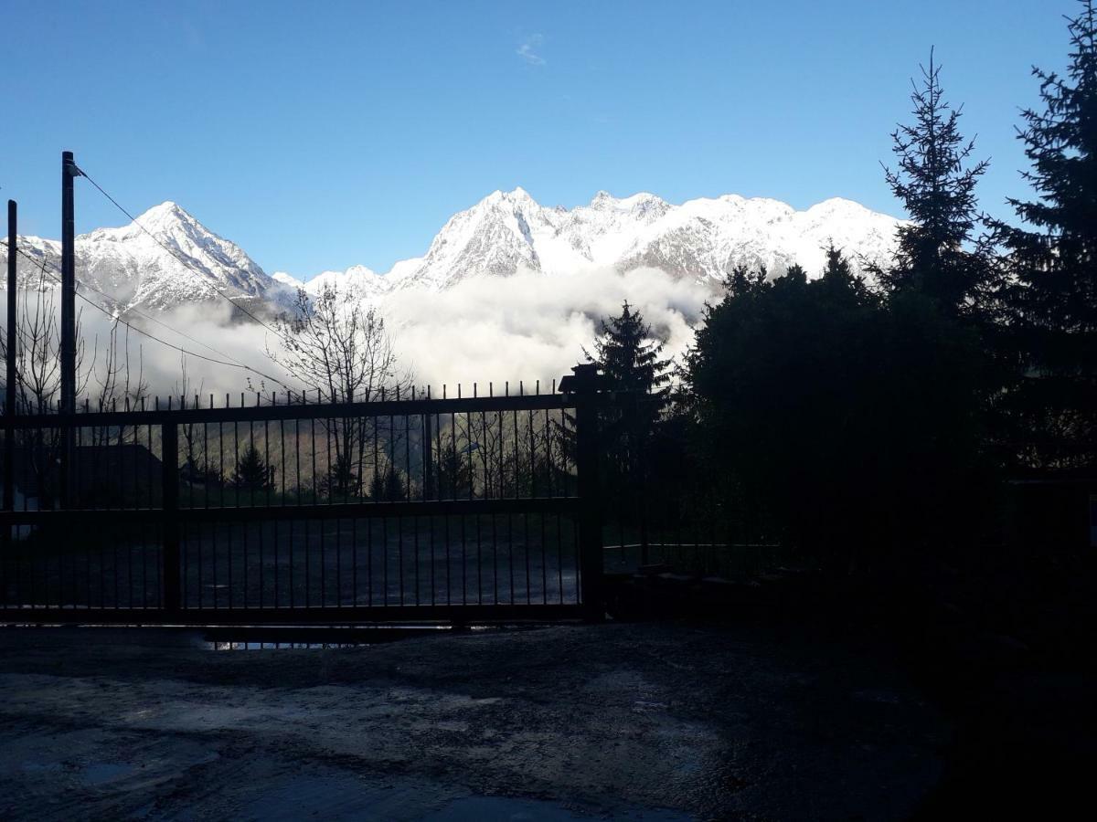 Casa Vacanza Pineta Malonno Exteriör bild